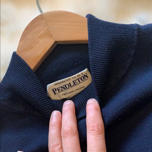 Pendleton Silk Mockneck Top Navy - Picture 2 of 4